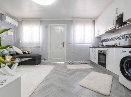 Resale - Radhus - Torrevieja - La Siesta - El Salado -  Torreta