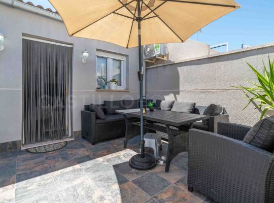 Resale - Radhus - Torrevieja - La Siesta - El Salado -  Torreta