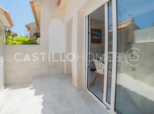 Resale - Radhus - Torrevieja - Urb. Rosaleda