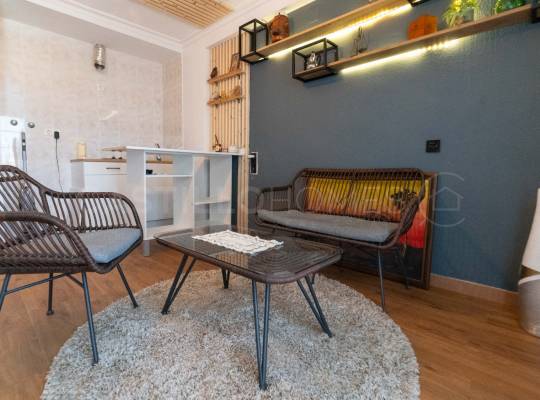 Resale - Studio - Torrevieja - Aguas Nuevas