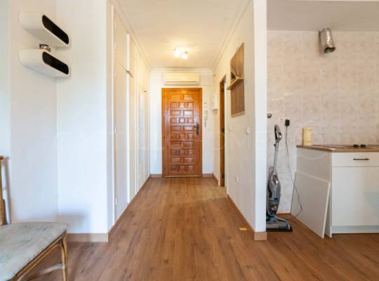 Resale - Studio - Torrevieja - Aguas Nuevas