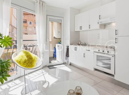 Resale - Studio - Torrevieja - Centro