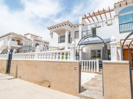 Resale - Townhouse - Orihuela Costa - Punta Prima