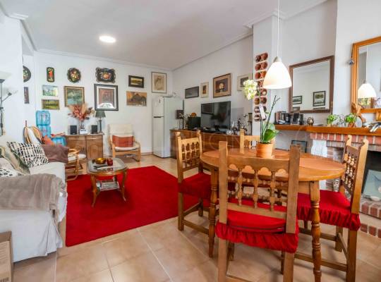 Resale - Townhouse - Orihuela Costa - Punta Prima