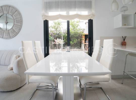 Resale - Townhouse - Orihuela Costa - Villamartín