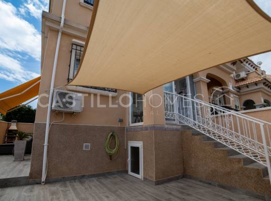 Resale - Townhouse - Orihuela Costa - Villamartín