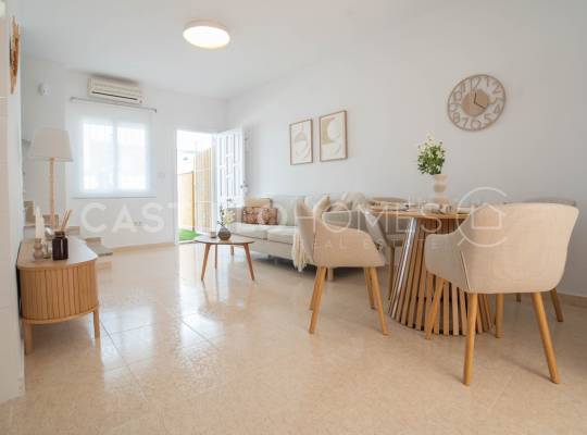 Resale - Townhouse - Orihuela Costa - Villamartín