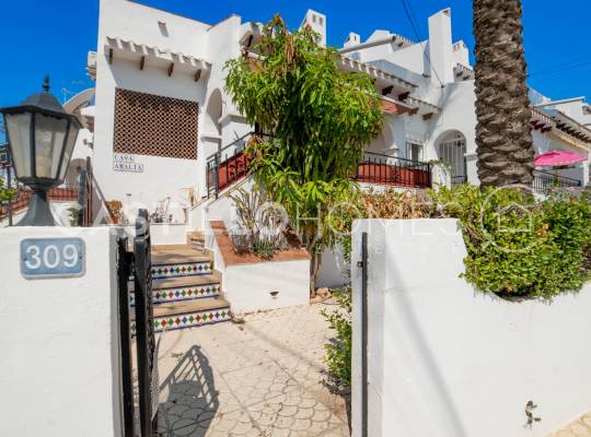 Resale - Townhouse - Orihuela Costa - Villamartín