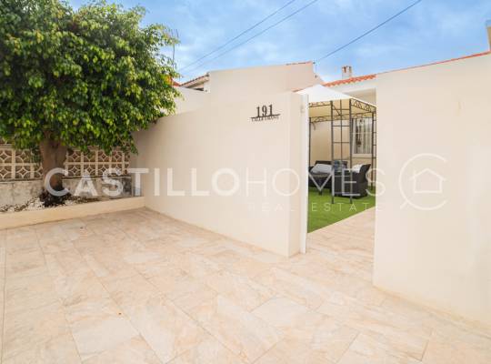 Resale - Townhouse - Torrevieja - Torretas