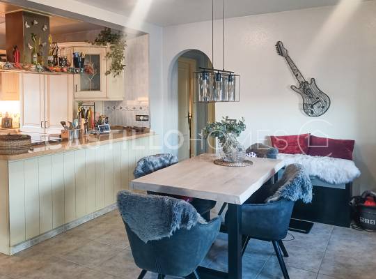 Resale - Villa - Benijofar