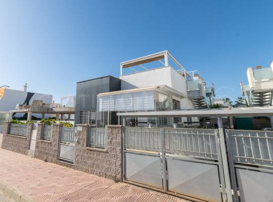 Resale - Villa - Ciudad Quesada - Urbanizaciones