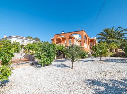 Resale - Villa - Los balcones