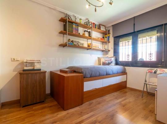 Resale - Villa - Los balcones