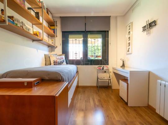 Resale - Villa - Los balcones