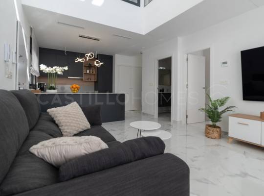 Resale - Villa - Los Montesinos - La Herrada