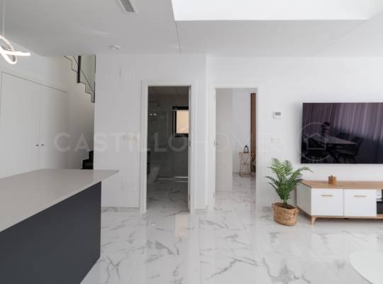 Resale - Villa - Los Montesinos - La Herrada