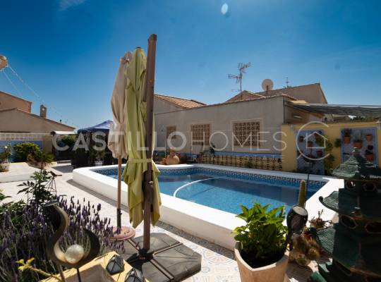 Resale - Villa - Orihuela Costa - La Florida