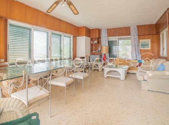 Resale - Villa - Orihuela Costa - La Zenia