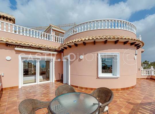 Resale - Villa - Orihuela Costa - La Zenia