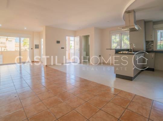Resale - Villa - Orihuela Costa - Las Filipinas