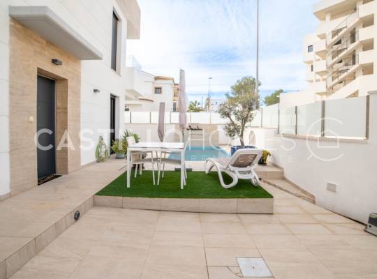 Resale - Villa - Orihuela Costa - Las Filipinas