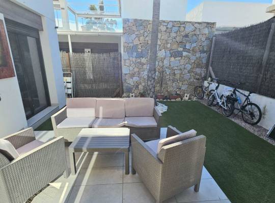 Resale - Villa - Orihuela Costa - Lomas de Cabo Roig 