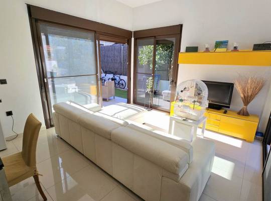 Resale - Villa - Orihuela Costa - Lomas de Cabo Roig 
