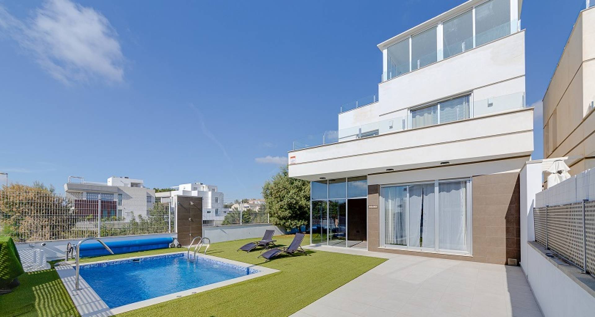 Resale - Villa - Orihuela Costa - Lomas de Cabo Roig 