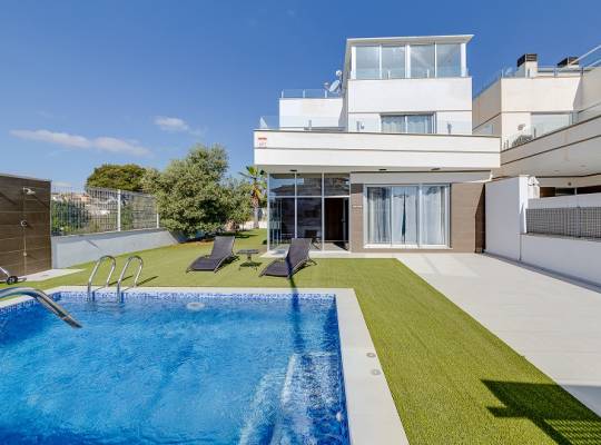 Resale - Villa - Orihuela Costa - Lomas de Cabo Roig 