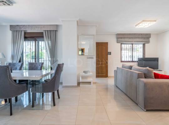 Resale - Villa - Orihuela Costa - Villamartín