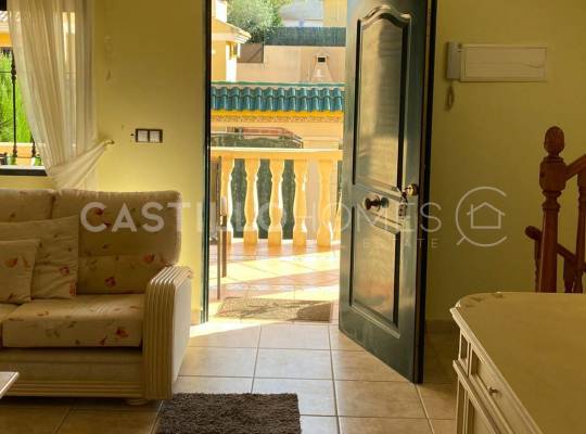 Resale - Villa - Orihuela Costa - Villamartín