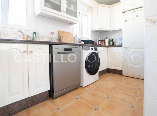 Resale - Villa - Orihuela Costa - Villamartín