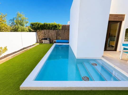 Resale - Villa - Orihuela Costa - 