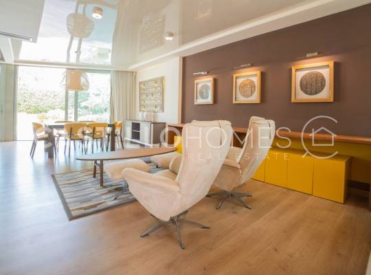 Resale - Villa - Orihuela Costa
