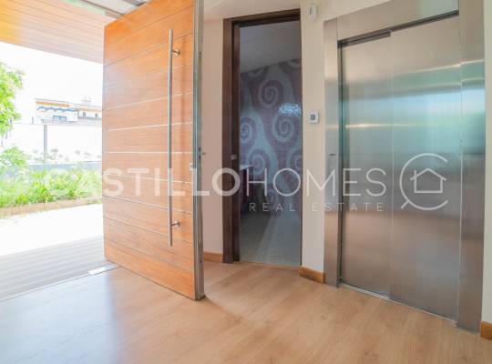 Resale - Villa - Orihuela Costa