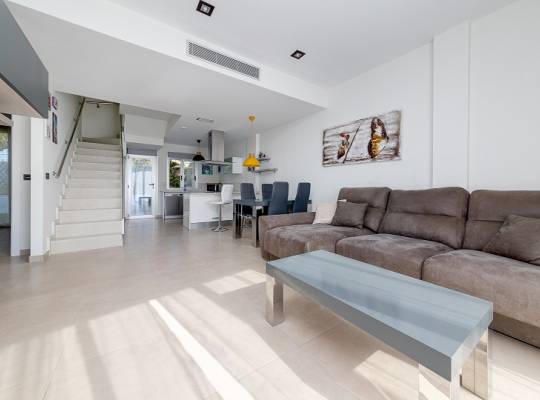 Resale - Villa - Orihuela Costa - 