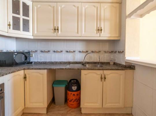 Resale - Villa - Orihuela Costa