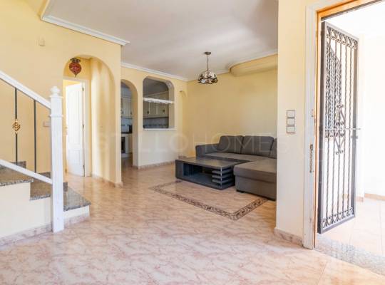 Resale - Villa - Orihuela Costa