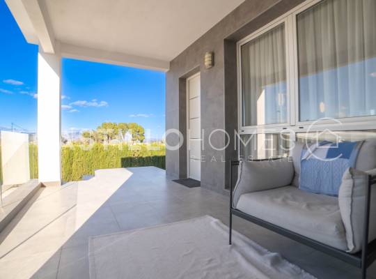 Resale - Villa - Orihuela