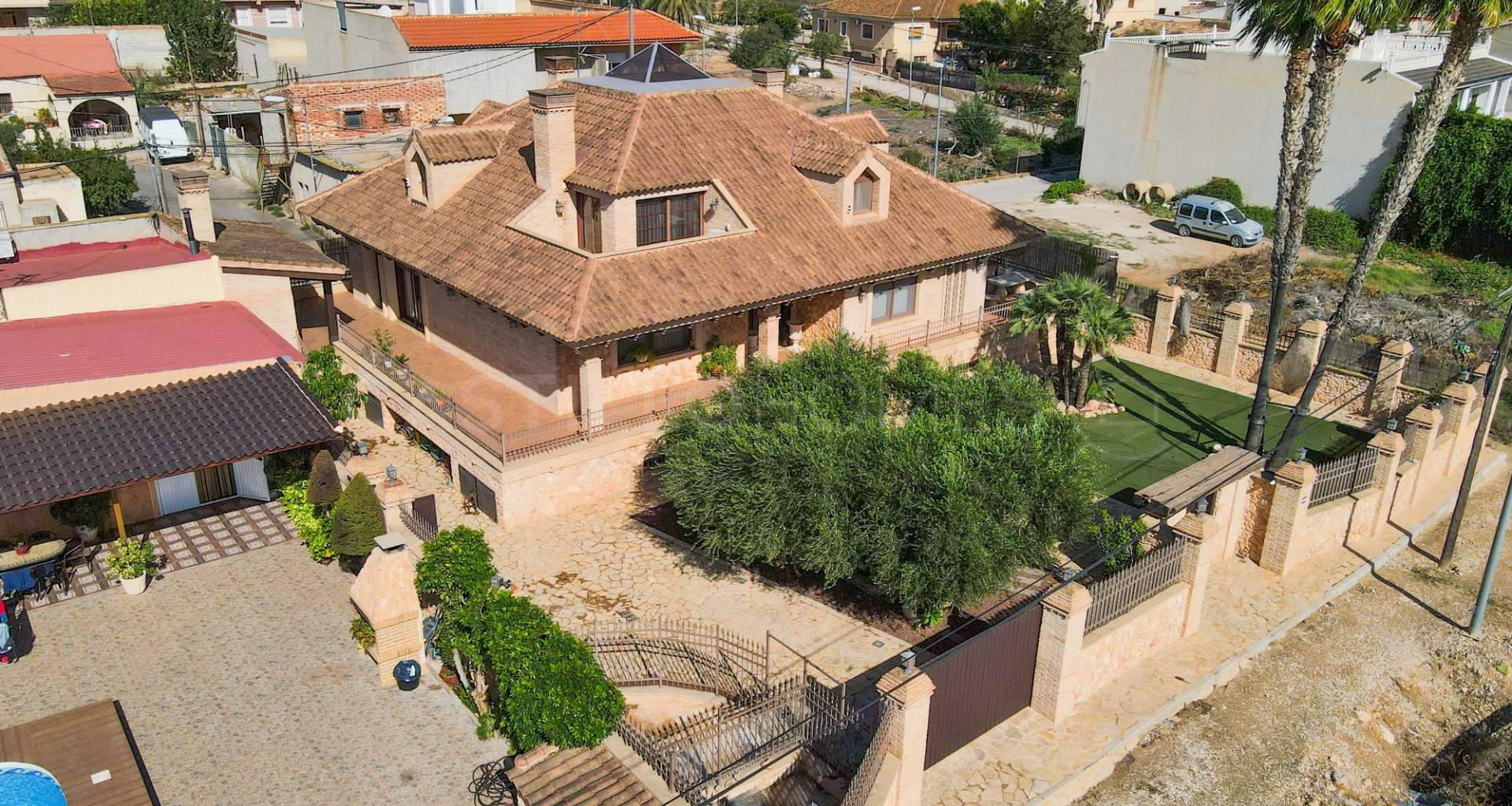 Resale - Villa - Orihuela