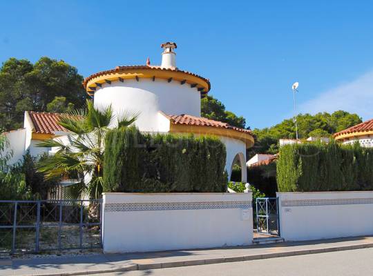 Resale - Villa - Pilar de la Horadada - Mil Palmeras