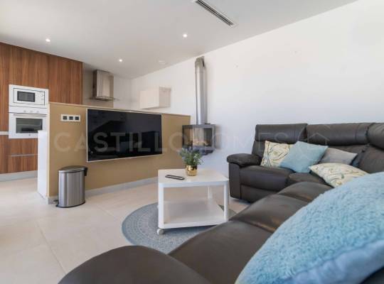 Resale - Villa - San Miguel de Salinas