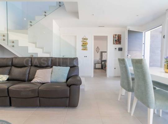 Resale - Villa - San Miguel de Salinas