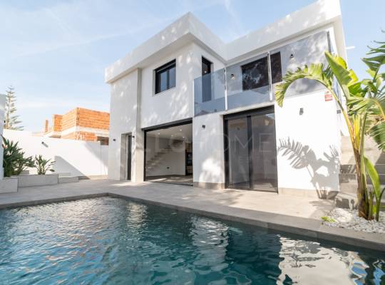 Resale - Villa - Torrevieja - Los Balcones