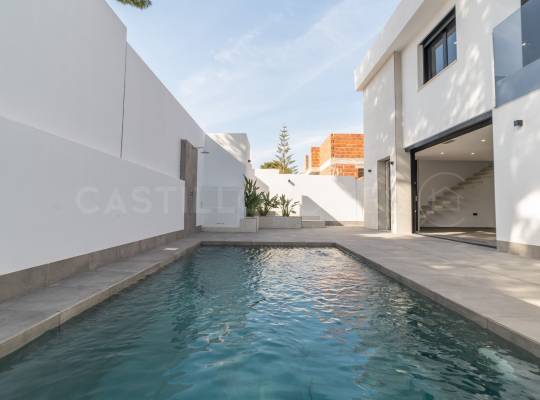 Resale - Villa - Torrevieja - Los Balcones