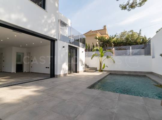 Resale - Villa - Torrevieja - Los Balcones