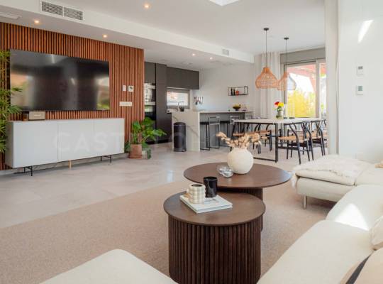 Resale - Villa - Torrevieja - Nueva Torrevieja - Aguas Nuevas