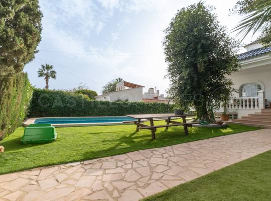 Resale - Villa - Torrevieja - Torreta Florida