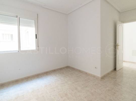 Segunda mano - Apartamento - San Miguel de Salinas - Pueblo