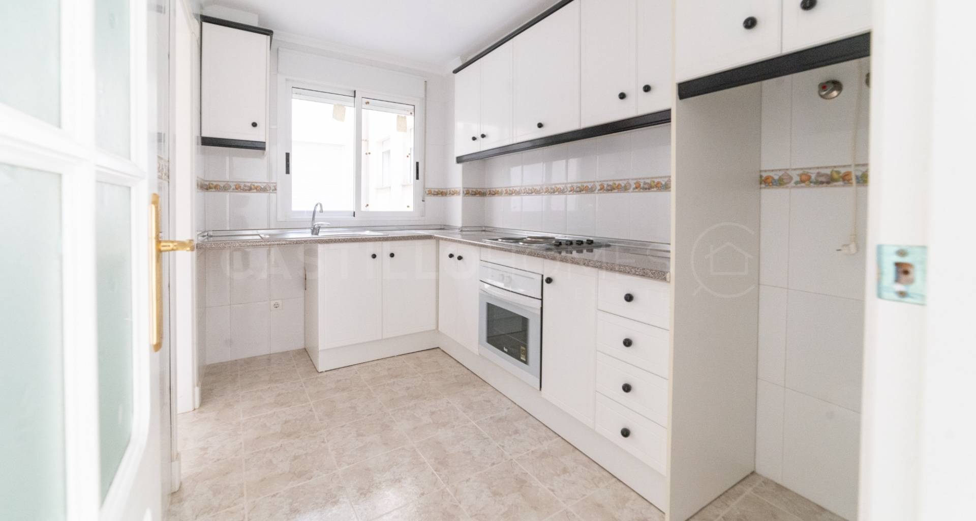 Segunda mano - Apartamento - San Miguel de Salinas - Pueblo